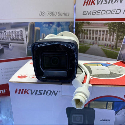 Hikvision DS-2CD1023G2-LIU | Telecamera POE a colori da 2 MP con audio integrato